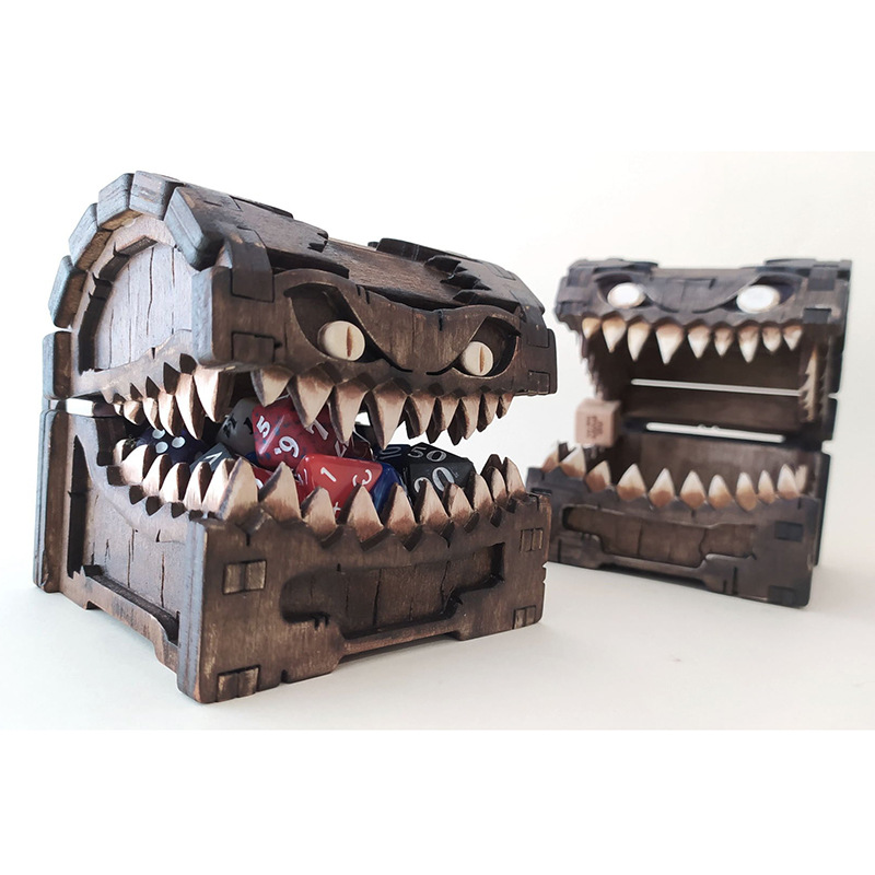Dice Tower Wooden - Mimik Brust für Dungeons und Drachen