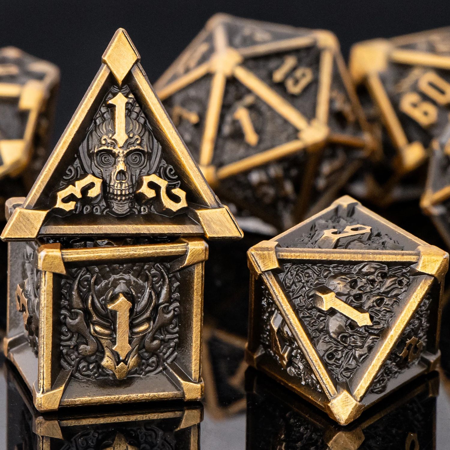DnD Skull&Dragon Metallwürfel- – Dice Tower Wooden Bewertung und Preis